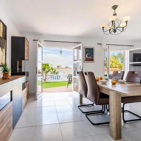 Exclusive Olivia With Private Pool Callao Salvaje