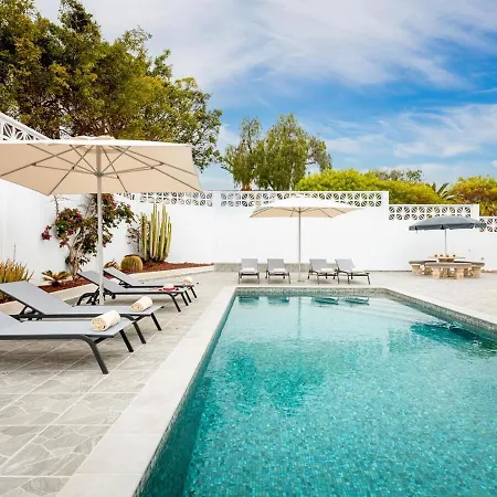 Villa Exclusive Olivia With Private Heated Pool *