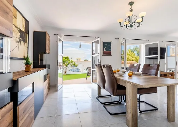 Exclusive Olivia With Private Pool Callao Salvaje