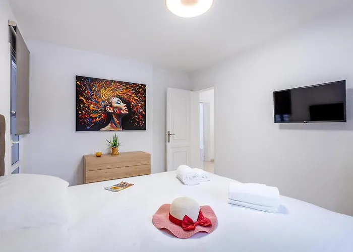 Exclusive Olivia With Private Pool *